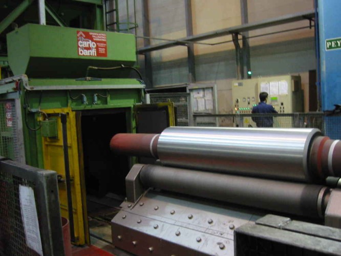 granigliatrici-roll-per-rulli-da-laminatorio-carlo-banfi-shot-blasting-machine