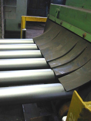 ISTB-Granigliatrici-per-barre-multiple-Carlo-Banfi-shot-blasting-machine2