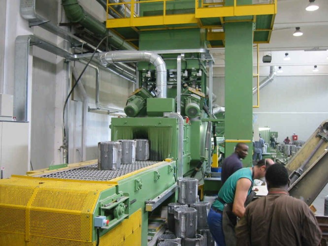 Granigliatrici-shot-blasting-machine-Carlo-Banfi-INTERFLEX-3